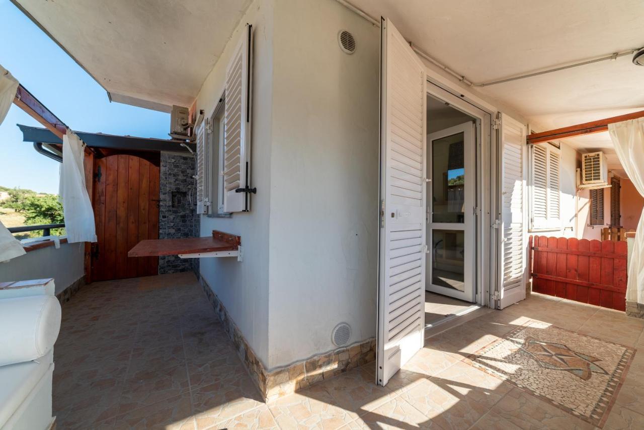 Fabulous Apartment With Amazing View Villasimius Exterior foto